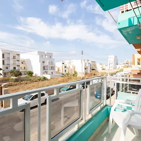 Ne1 - Lovely 2 Bedroom Apartment. Perfect Location *