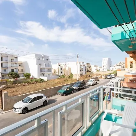 Ne1 - Lovely 2 Bedroom Apartment. Perfect Location Mellieħa