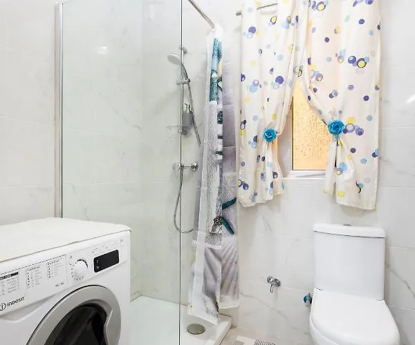 Ne1 - Lovely 2 Bedroom Apartment. Perfect Location Apartment *