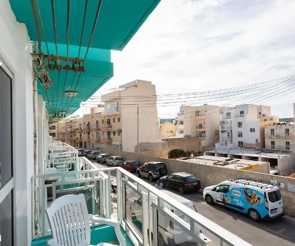 Ne1 - Lovely 2 Bedroom Apartment. Perfect Location Apartment