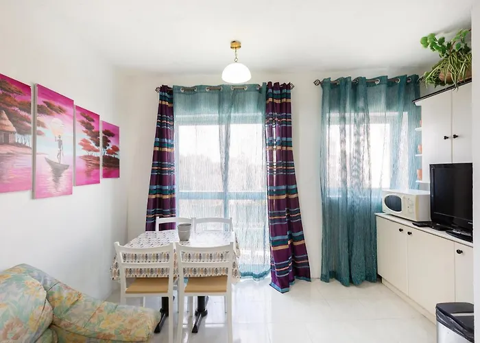 Apartment Ne1 - Lovely 2 Bedroom Apartment. Perfect Location Mellieha