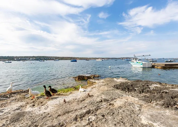 Lägenhet Ne1 - Lovely 2 Bedroom Apartment. Perfect Location Mellieħa